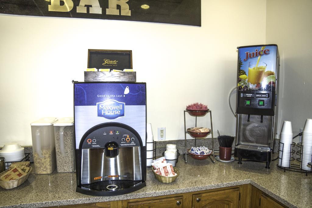 Americas Best Value Inn St. Louis / South Mehlville Bagian luar foto