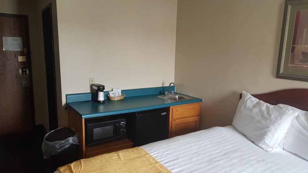 Americas Best Value Inn St. Louis / South Mehlville Bagian luar foto