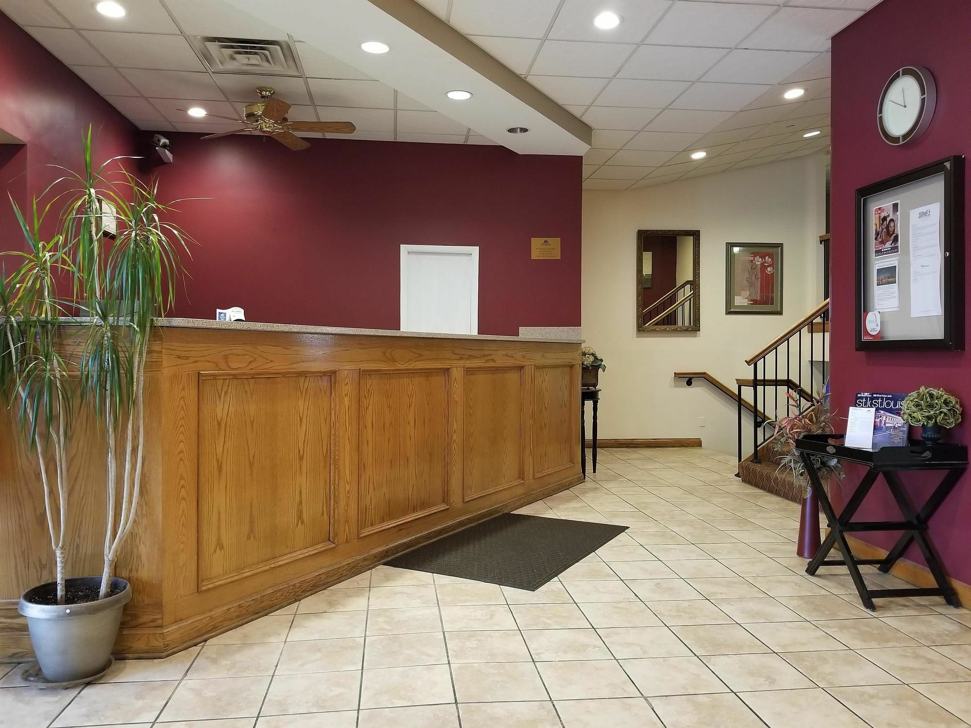 Americas Best Value Inn St. Louis / South Mehlville Bagian luar foto